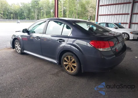 2010 Subaru Legacy 2.5I Premium from USA, damaged, VIN 4S3BMBC64A3233159
